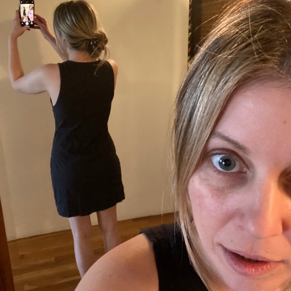 NWOT Aerie LBD Black mini shift dress with tie knot & side Cutouts at center M - Picture 6 of 9